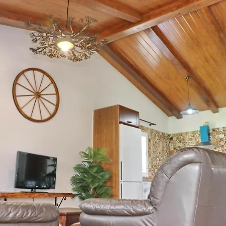 Bungalow Roche Szálloda *