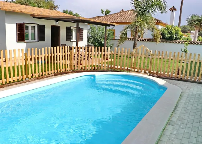 Bungalow Roche Отель Кониль-де-ла-Фронтера